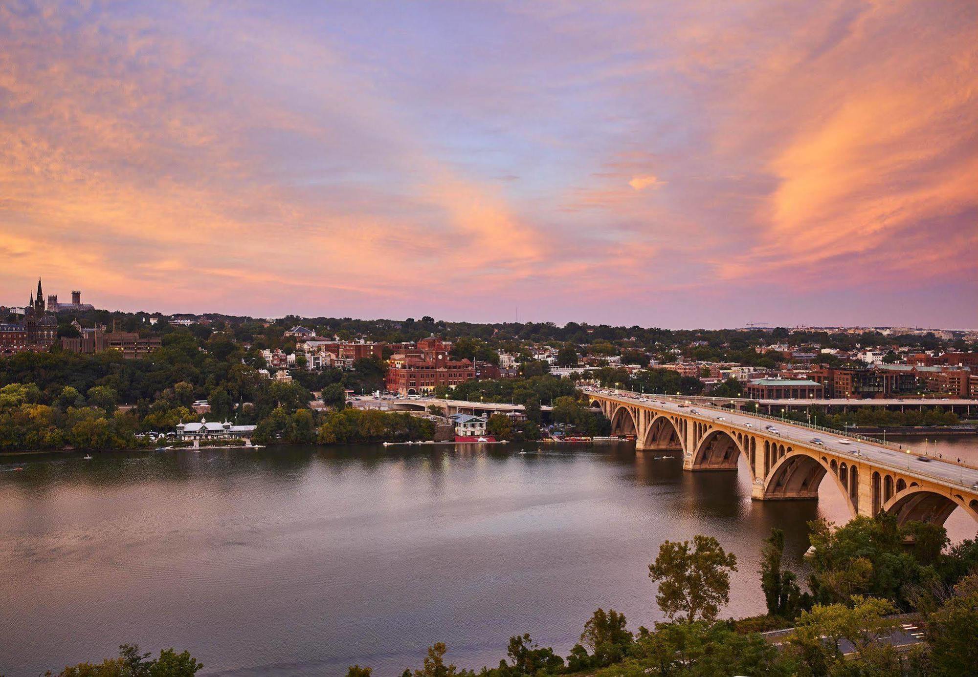 Key Bridge Marriott Otel Arlington Dış mekan fotoğraf